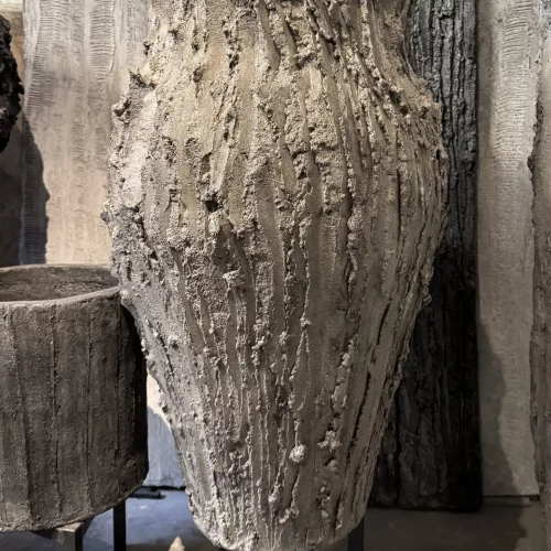 SCULPTURAL TULIP TALL WITH NECK, 2025 
H 76 cm x D 48 cm 
Concrete (ceramic/stoneware, unspecified) 
Price upon request